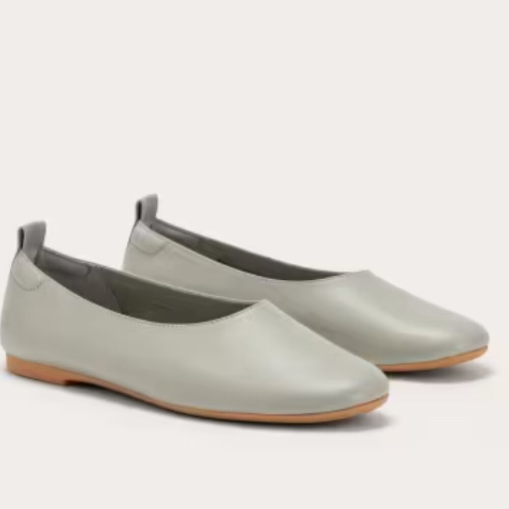 Everlane Light Sage Leather Ballet Flats - Picture 5 of 7